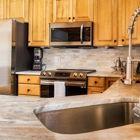 Mountainside - New Luxury Cabin-Fire Table-Hot Tub-3 Pools-Ps5-Bears Gatlinburg Buitenkant foto