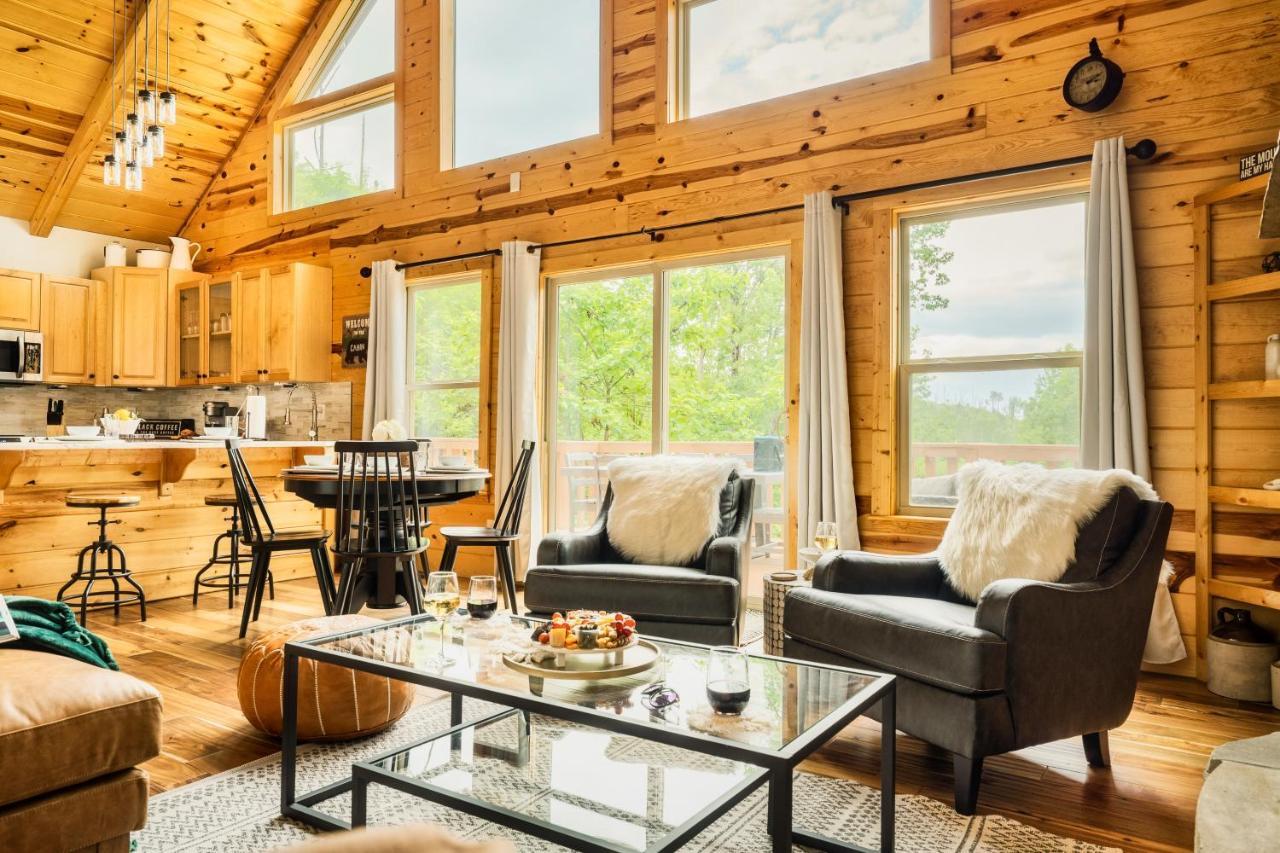 Mountainside - New Luxury Cabin-Fire Table-Hot Tub-3 Pools-Ps5-Bears Gatlinburg Buitenkant foto