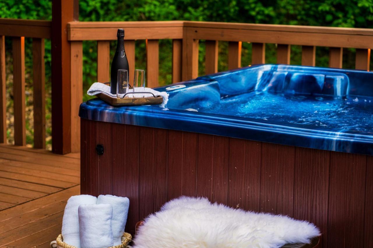 Mountainside - New Luxury Cabin-Fire Table-Hot Tub-3 Pools-Ps5-Bears Gatlinburg Buitenkant foto